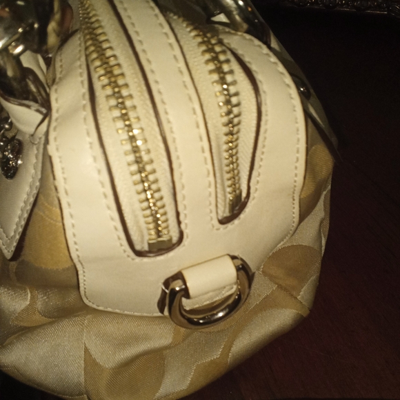 Coach Cream Satchel with Signature Design - Picture 3 of 14